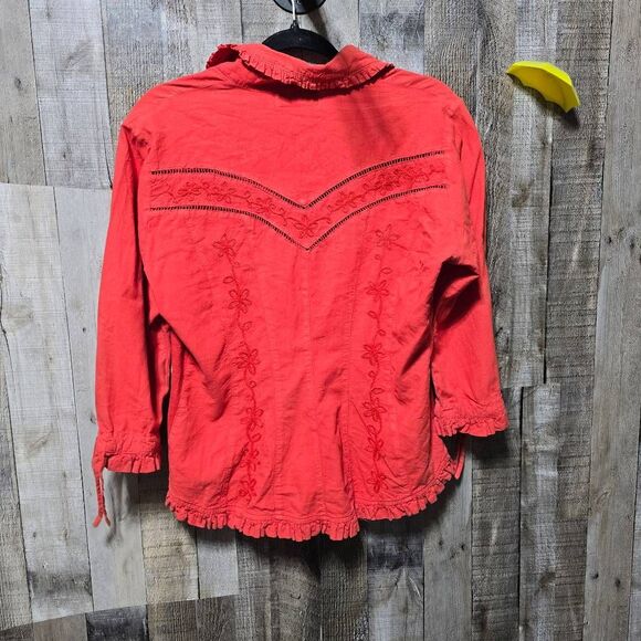 G Designs Natural Fashions Eyelet Embroidered Floral Red Orange Button Down Shir - Picture 3 of 5